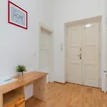Διαμέρισμα Old Town - Just Steps From Old Town Square *