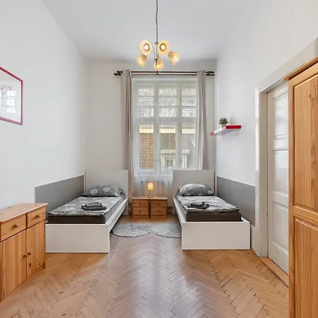 Apartment Old Town - Just Steps From Old Town Square Prag
