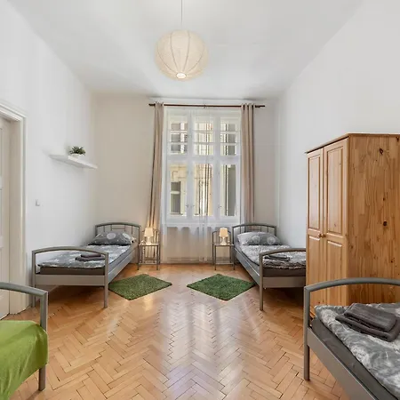 Apartment Old Town - Just Steps From Old Town Square *