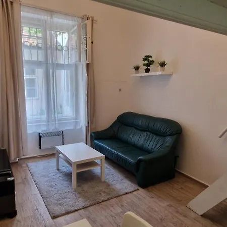 Old Town - Just Steps From Old Town Square Prag